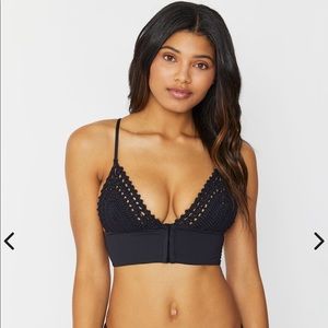 Frankie’s Bikinis Ayla Top